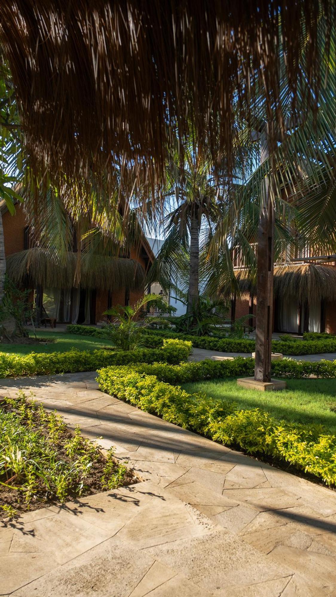 Le Vahine Eco-Resort Toliara Exteriör bild
